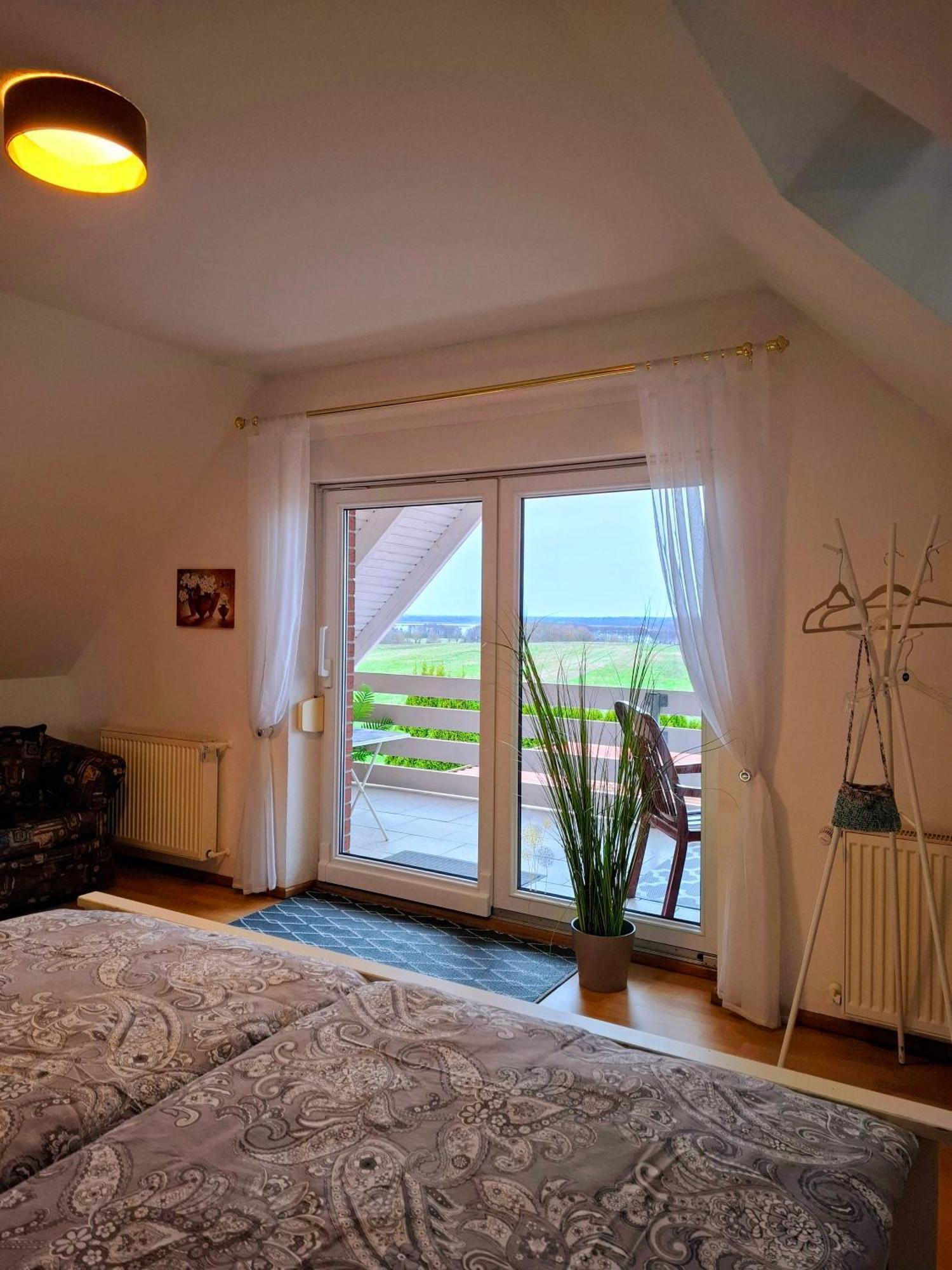 Neu Schloen Ferienwohnung Seeblick מראה חיצוני תמונה